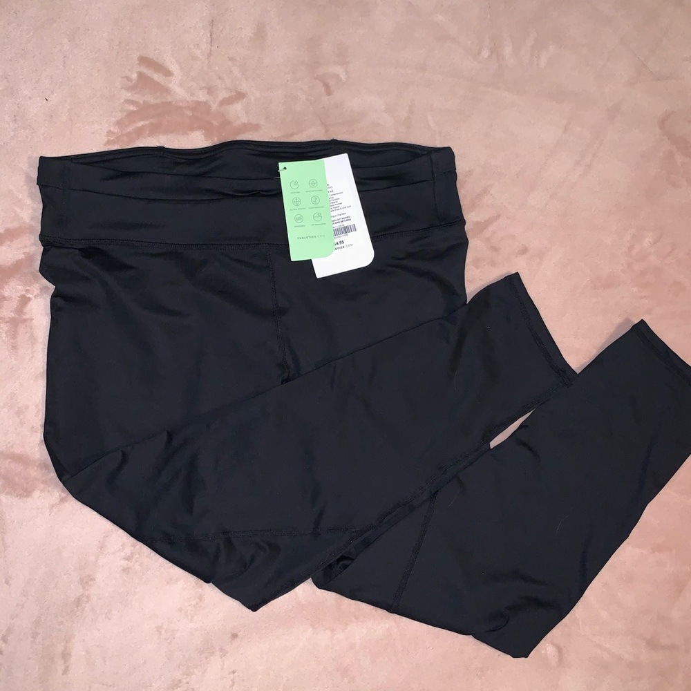 Fabletics cropped leggings